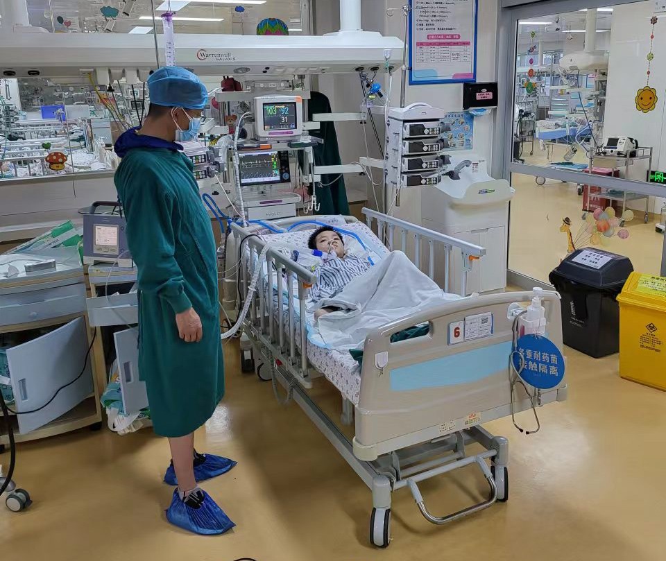 扎兰屯市跨省救护车出租公司