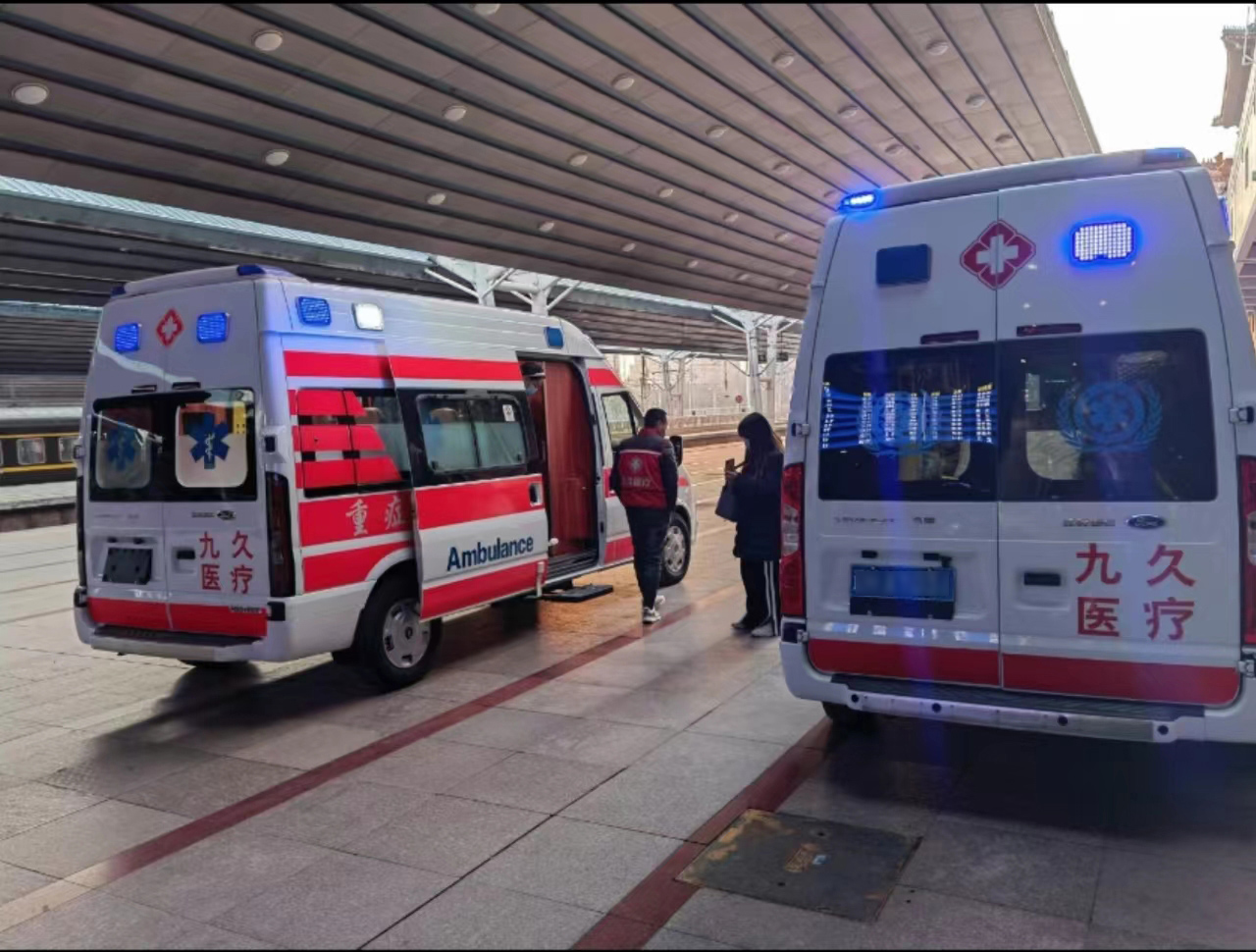 扎兰屯市救护车长途转运